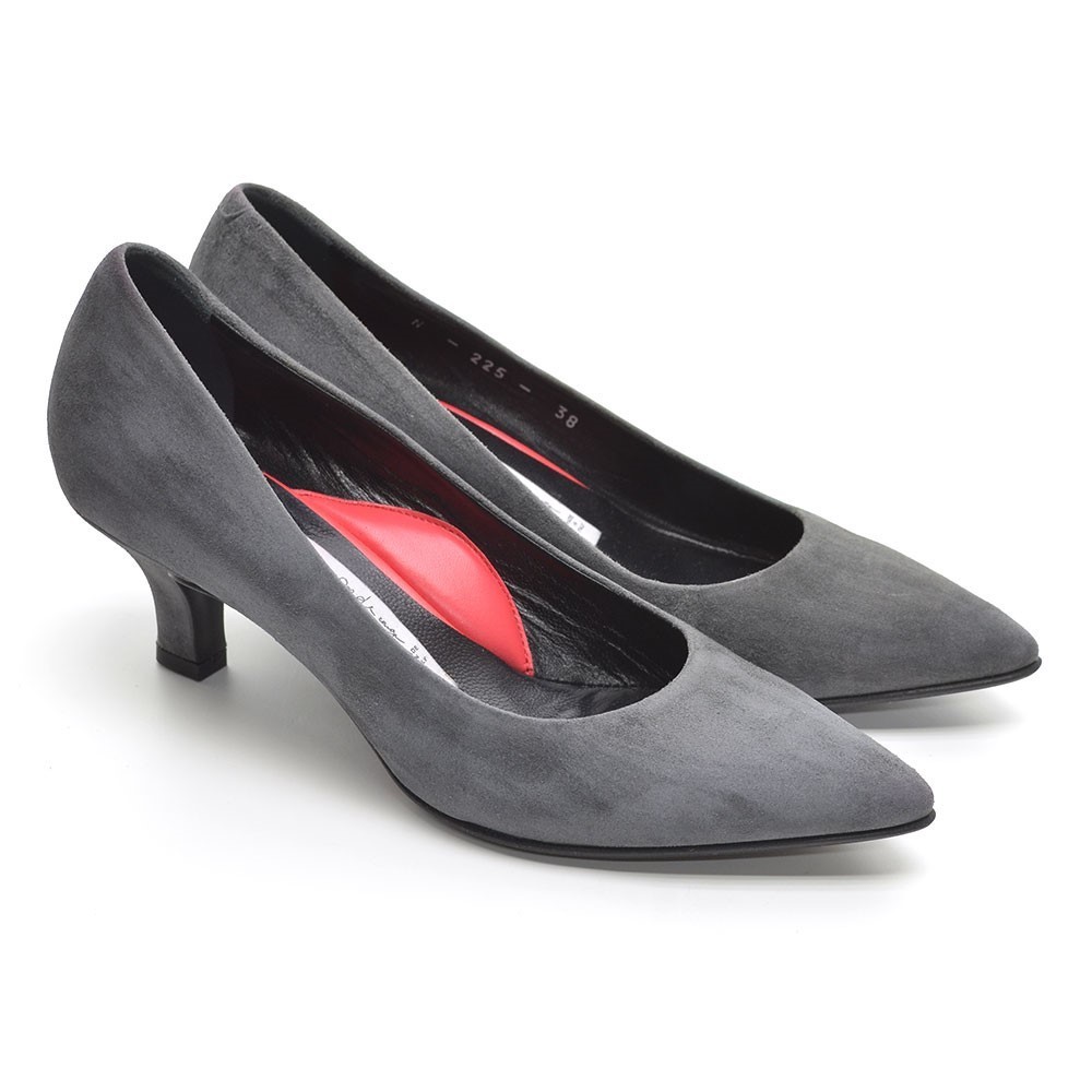 Pas De Rouge Janet Gray Suede Pointed Toe Pumps 38 New